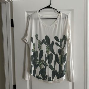 Lulumemon Long-sleeved tee